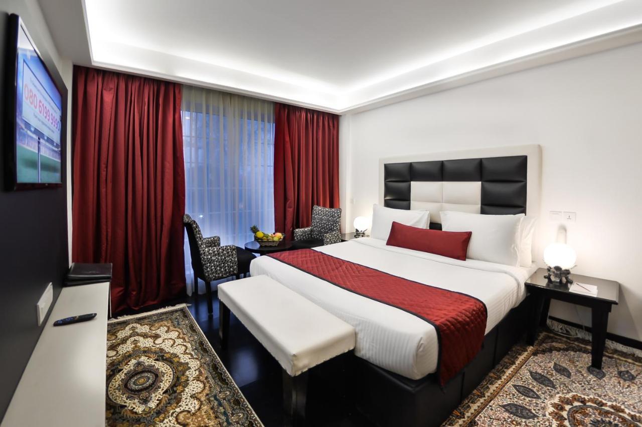 Hotel Rose Petal Srinagar Екстериор снимка